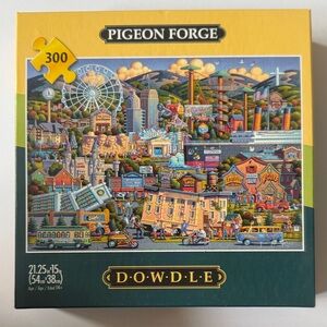 Dowdle Pigeon Forge 300-Piece Puzzle - Multicolor
